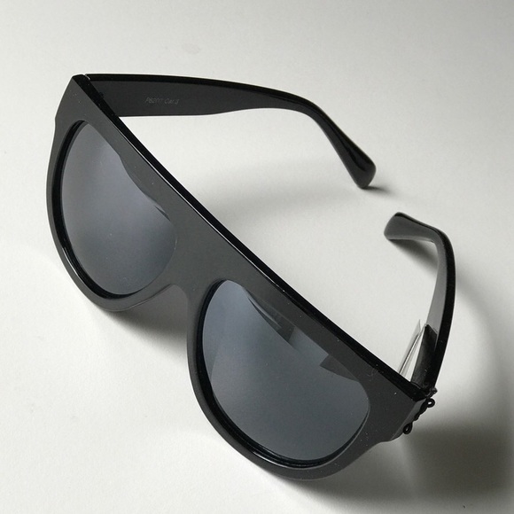 FLAT TOP TORTOISE SUNGLASSES - Picture 4 of 5